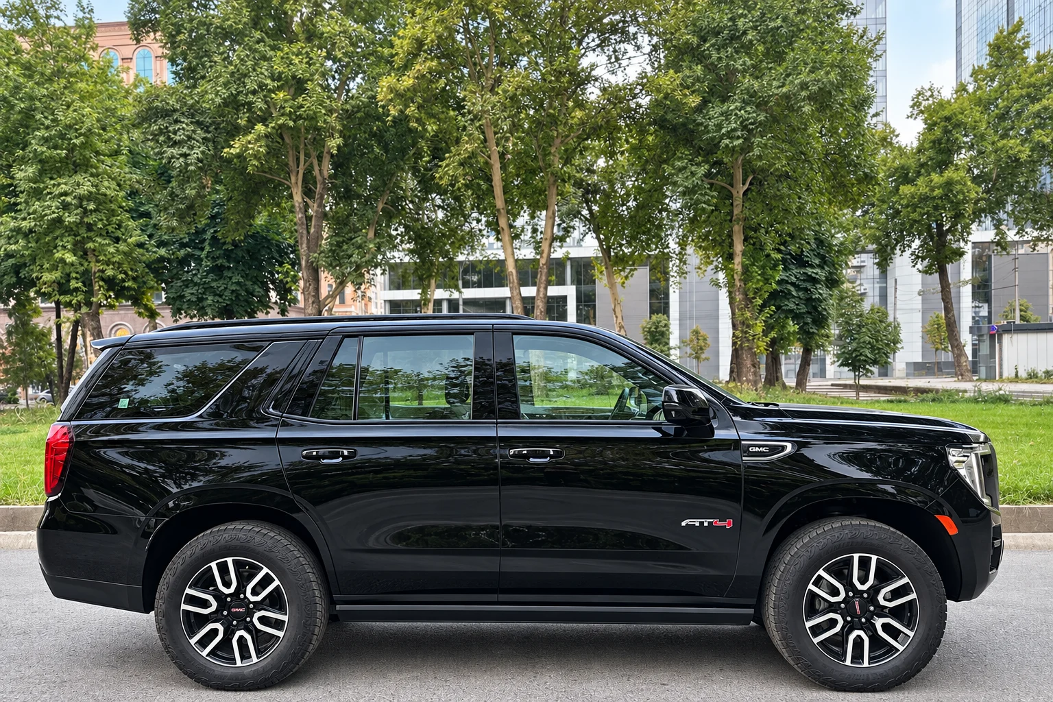 GMC Yukon AT4 · Side profile, 2023